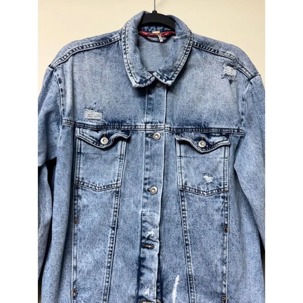 FREE PEOPLE Ramona Denim Trucker Jacket, Oversized, Distressed, Sz XS - Picture 4 of 11